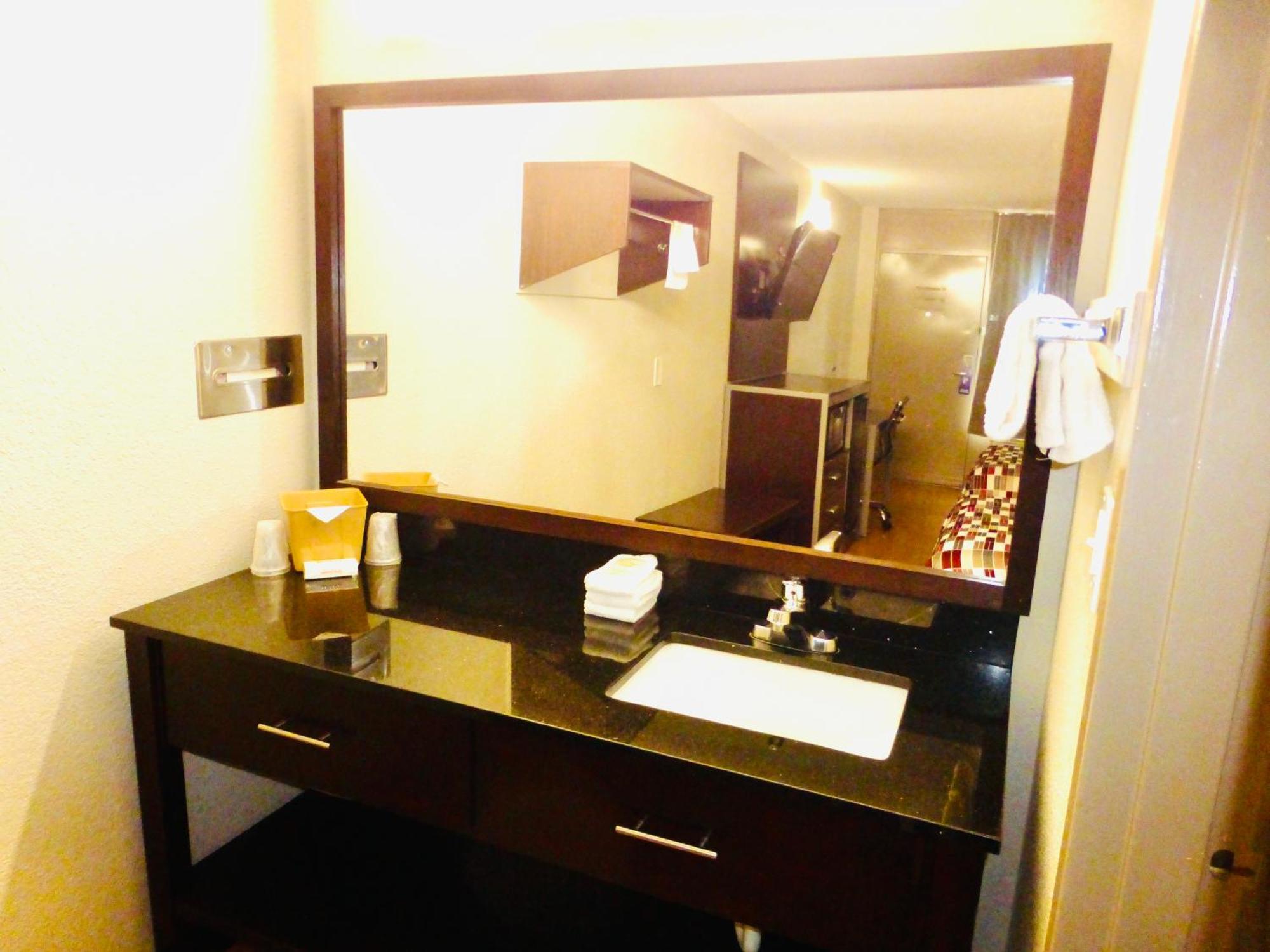 Red Roof Inn Corpus Christi North - Near Downtown Εξωτερικό φωτογραφία